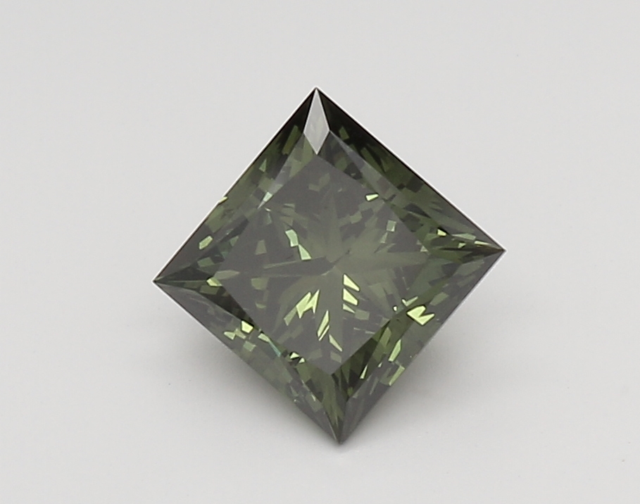 1.43-carat princess diamond with null color, null cut, and VVS2 clarity.